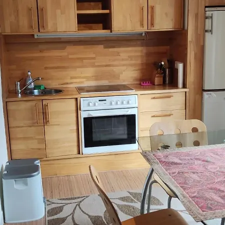Apartamento Schoen Und Hell. Ruhig Und Gemuetlich. Wohnen In